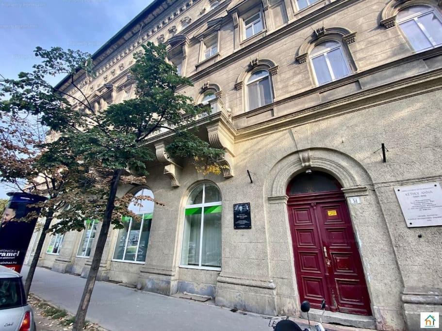 Damjanich 51- Lovely 3Bedroom Apartment Budapest Bagian luar foto