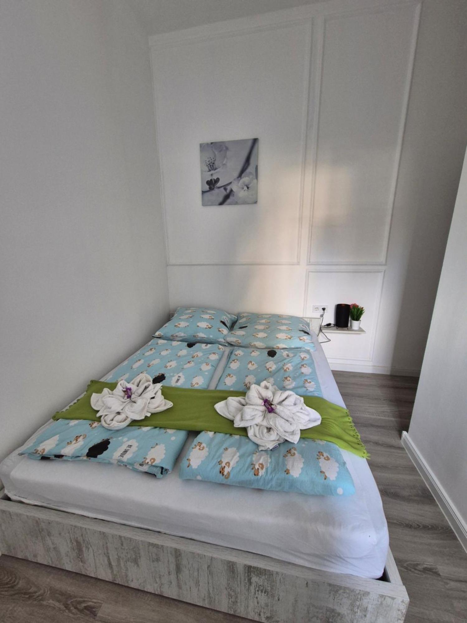 Damjanich 51- Lovely 3Bedroom Apartment Budapest Bagian luar foto
